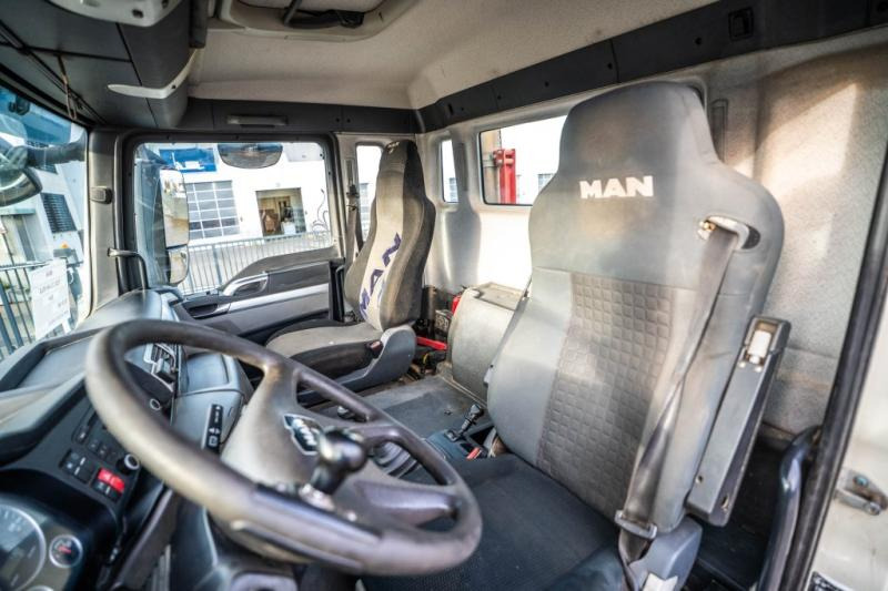Cabeza tractora MAN TGS 33.440 BLS+ Big Axles+Manual+HYDR.: foto 10