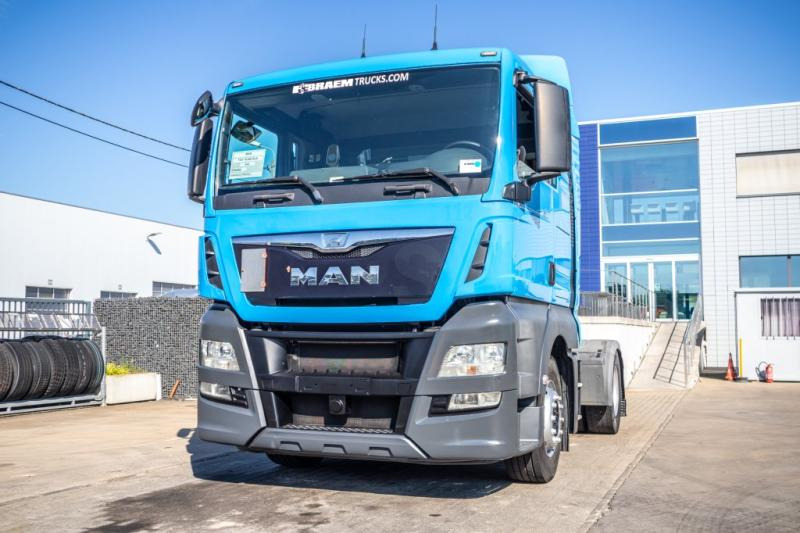 MAN TGX 18.400 XL BLS - Cabeza tractora: foto 5 MAN TGX 18.400 XL BLS - Cabeza tractora: foto 5