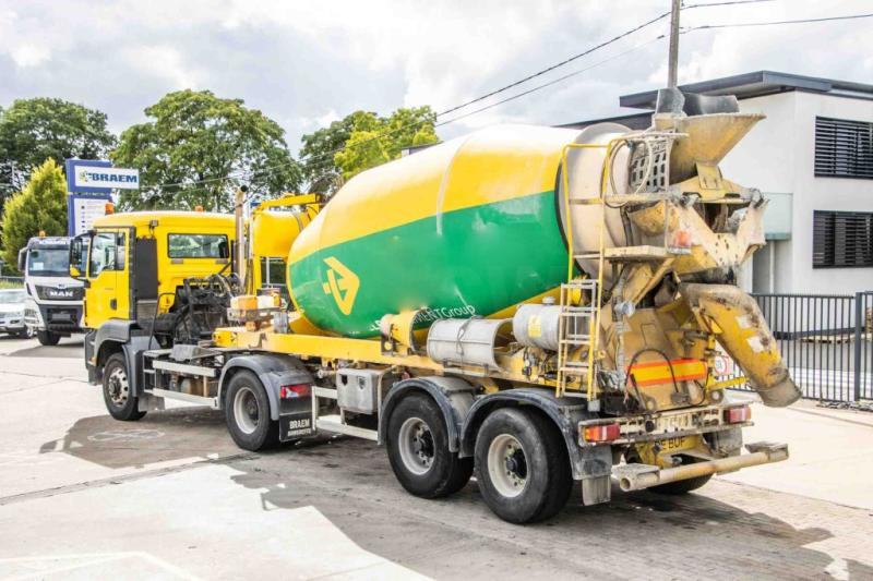 DE BUF BETON MIXER/MALAXEUR/MISCHER 10M3 - Semirremolque hormigonera: foto 2 DE BUF BETON MIXER/MALAXEUR/MISCHER 10M3 - Semirremolque hormigonera: foto 2