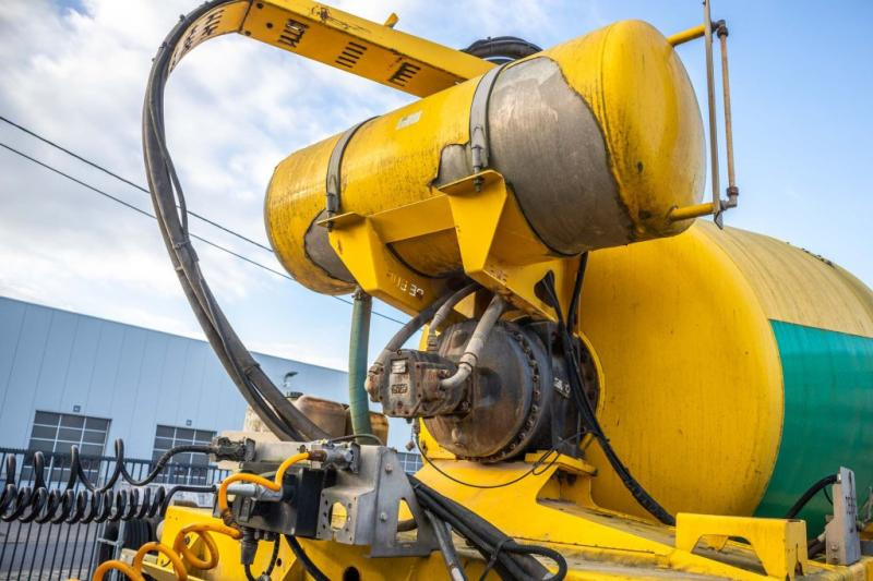 DE BUF BETON MIXER/MISCHER/MALAXEUR12M³ - Semirremolque hormigonera: foto 5 DE BUF BETON MIXER/MISCHER/MALAXEUR12M³ - Semirremolque hormigonera: foto 5