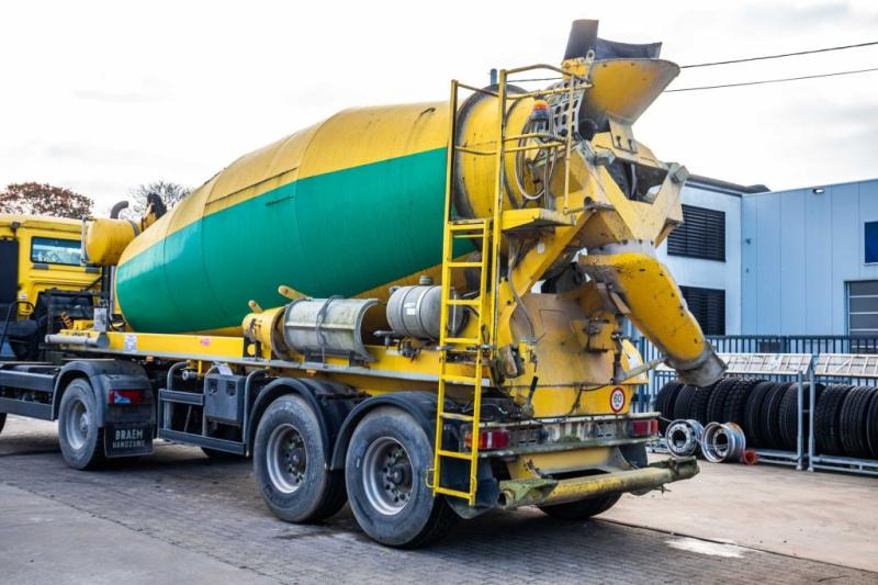 DE BUF BETON MIXER/MISCHER/MALAXEUR12M³ - Semirremolque hormigonera: foto 4 DE BUF BETON MIXER/MISCHER/MALAXEUR12M³ - Semirremolque hormigonera: foto 4