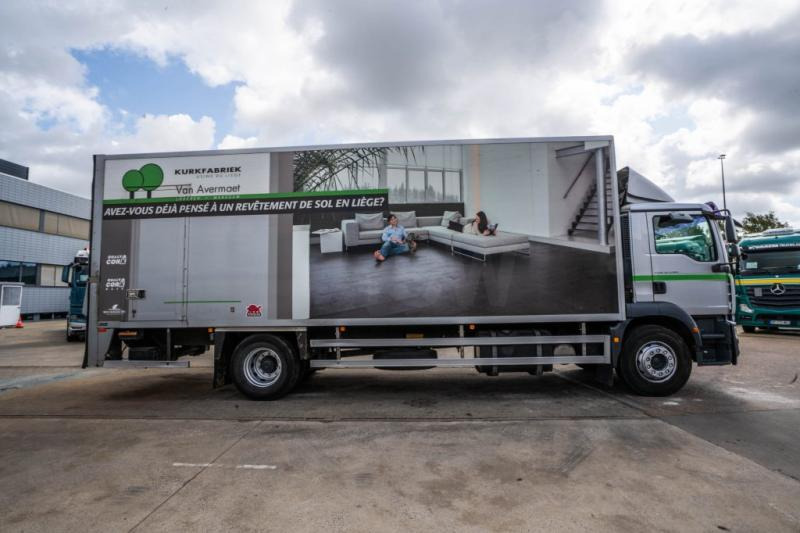 MAN TGM 18.280 BL+DHOLLANDIA 1500KG - Camión caja cerrada: foto 3 MAN TGM 18.280 BL+DHOLLANDIA 1500KG - Camión caja cerrada: foto 3