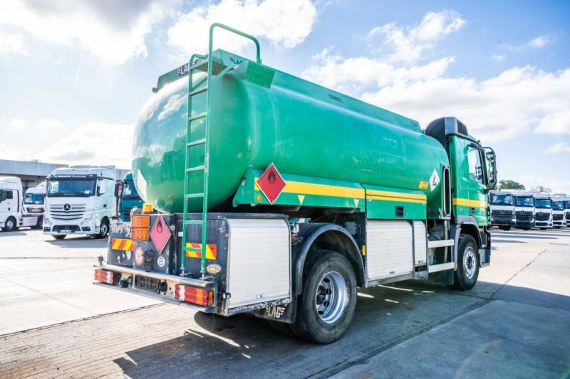 Mercedes ACTROS 1836 - LAG 13 600 LITER - Camión cisterna: foto 5 Mercedes ACTROS 1836 - LAG 13 600 LITER - Camión cisterna: foto 5
