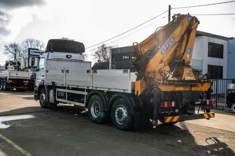 Mercedes AXOR 2529 L - EFFER 250/4S+JIB - Camión caja abierta, Camión grúa: foto 5 Mercedes AXOR 2529 L - EFFER 250/4S+JIB - Camión caja abierta, Camión grúa: foto 5