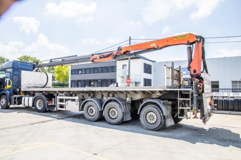 SYSTEM TRAILER CRANE/KRAN/GRUE-PALFINGER 24T/M+3EXT - Semirremolque plataforma/ Caja abierta: foto 3 SYSTEM TRAILER CRANE/KRAN/GRUE-PALFINGER 24T/M+3EXT - Semirremolque plataforma/ Caja abierta: foto 3