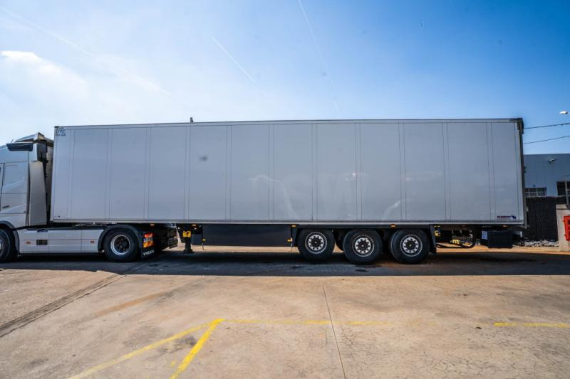 Semirremolque Schmitz SCB-S3B-CARRIER VECTOR 1550: foto 8