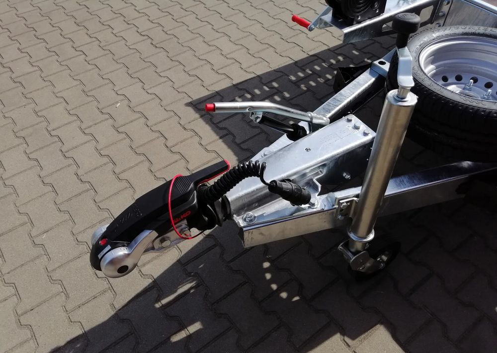 Besttrailers WARIOR (Mars) - Remolque portavehículos: foto 2 Besttrailers WARIOR (Mars) - Remolque portavehículos: foto 2