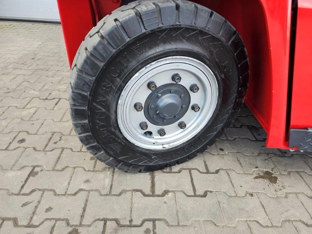 Carretilla elevadora diésel Kalmar DCF80-6: foto 10