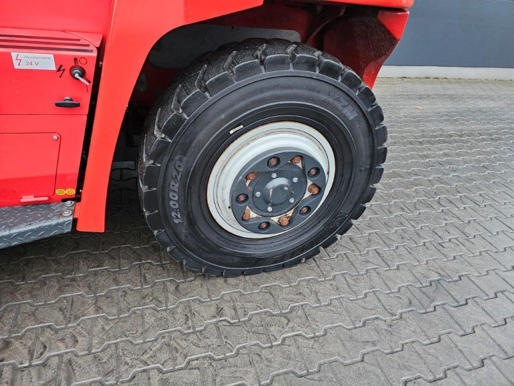 Kalmar DCG120-6 - Carretilla elevadora diésel: foto 2 Kalmar DCG120-6 - Carretilla elevadora diésel: foto 2