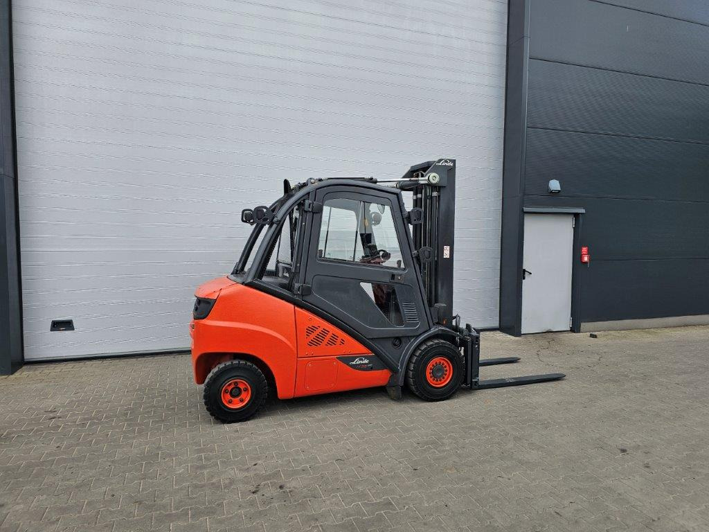 Linde H35D-02 - TRIPLEX - Carretilla elevadora diésel: foto 2 Linde H35D-02 - TRIPLEX - Carretilla elevadora diésel: foto 2
