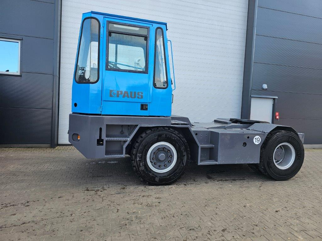 Paus PT36H - Strassenzulassung - Tractor industrial: foto 2 Paus PT36H - Strassenzulassung - Tractor industrial: foto 2