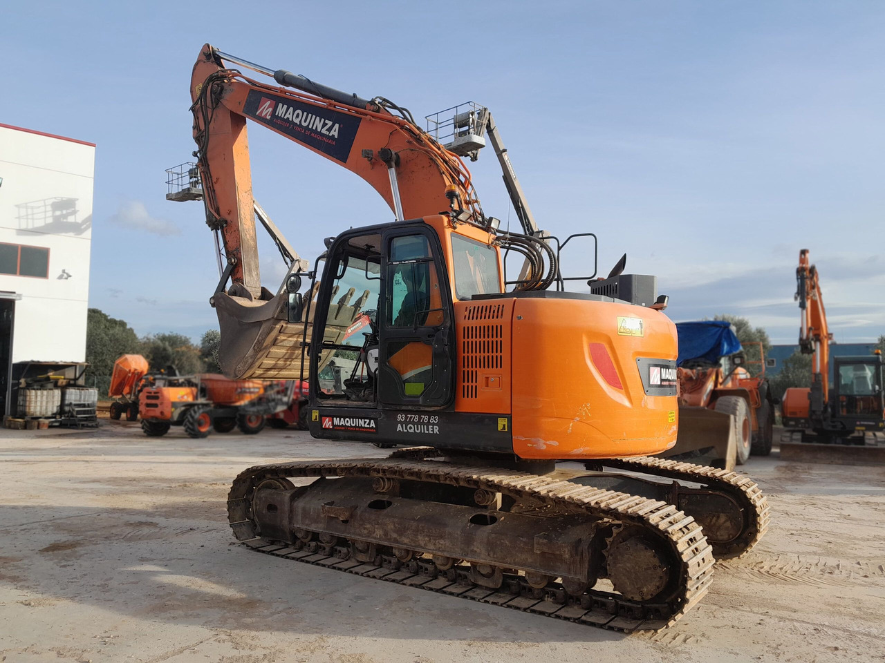 DOOSAN DX235LCR - Excavadora de cadenas: foto 2 DOOSAN DX235LCR - Excavadora de cadenas: foto 2