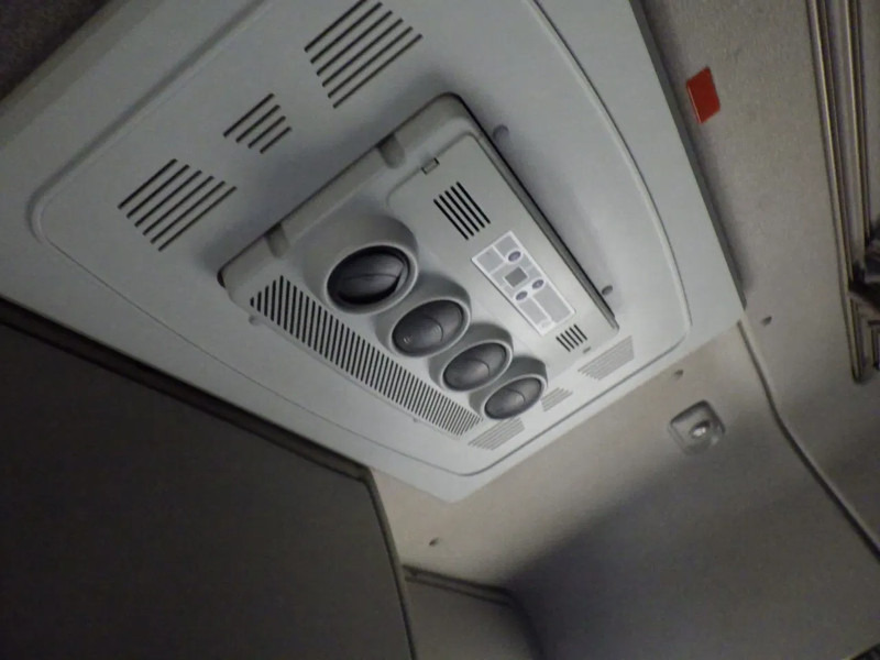 Cabeza tractora DAF XF 440 8 Tons vooras / Standairco / Standkachel: foto 9 Cabeza tractora DAF XF 440 8 Tons vooras / Standairco / Standkachel: foto 9