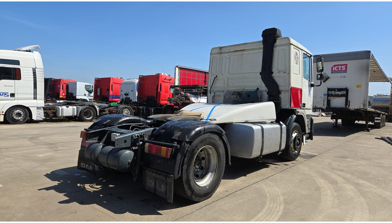 DAF 95 ATI 400 (EURO 2 / MANUAL PUMP / MANUAL GEARBOX / POMPE MANUELLE) - Cabeza tractora: foto 4 DAF 95 ATI 400 (EURO 2 / MANUAL PUMP / MANUAL GEARBOX / POMPE MANUELLE) - Cabeza tractora: foto 4
