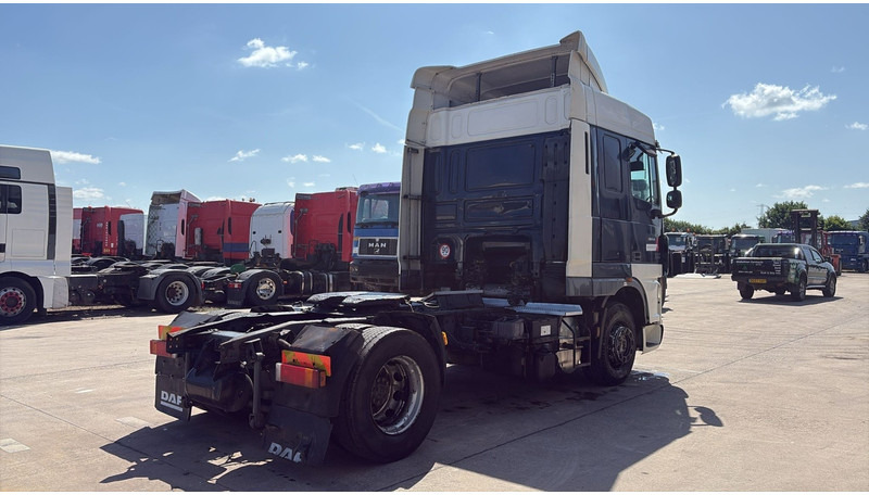 DAF XF 105.410 (GOOD CONDITION / AIRCO / AC) - Cabeza tractora: foto 5 DAF XF 105.410 (GOOD CONDITION / AIRCO / AC) - Cabeza tractora: foto 5