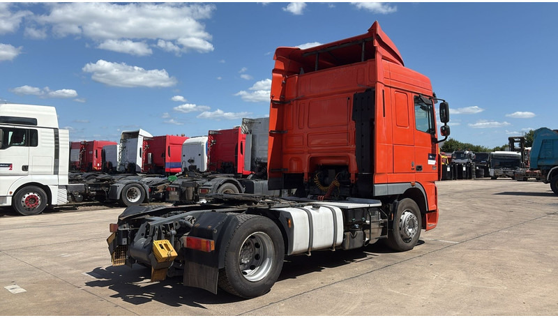 DAF XF 105.460 (MANUAL GEARBOX / BOITE MANUELLE) - Cabeza tractora: foto 5 DAF XF 105.460 (MANUAL GEARBOX / BOITE MANUELLE) - Cabeza tractora: foto 5