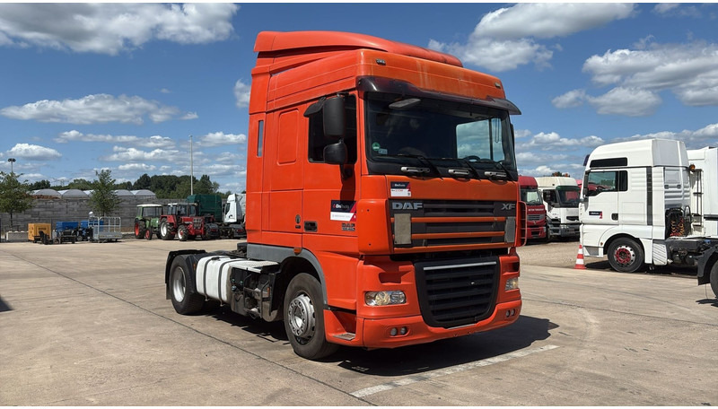 DAF XF 105.460 (MANUAL GEARBOX / BOITE MANUELLE) - Cabeza tractora: foto 3 DAF XF 105.460 (MANUAL GEARBOX / BOITE MANUELLE) - Cabeza tractora: foto 3