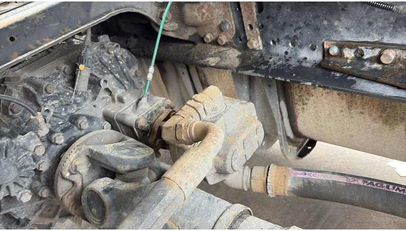 Cabeza tractora MAN TGA 18.430 (PTO / POMPE HYDRAULIQUE / MANUAL GEARBOX / BOITE MANUELLE / HYDRAULIC PUMP): foto 15