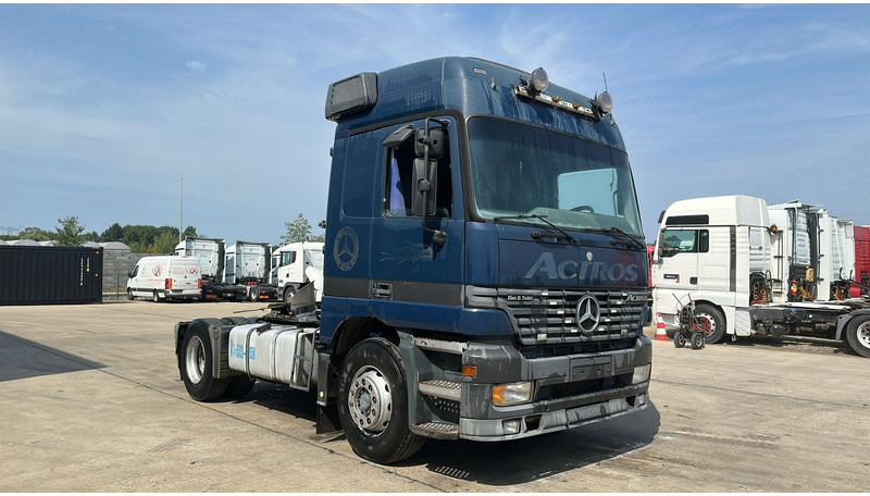 Mercedes-Benz Actros 1835 (EPS / V6 / 3 PEDALES / MP1 / PTO) - Cabeza tractora: foto 3 Mercedes-Benz Actros 1835 (EPS / V6 / 3 PEDALES / MP1 / PTO) - Cabeza tractora: foto 3
