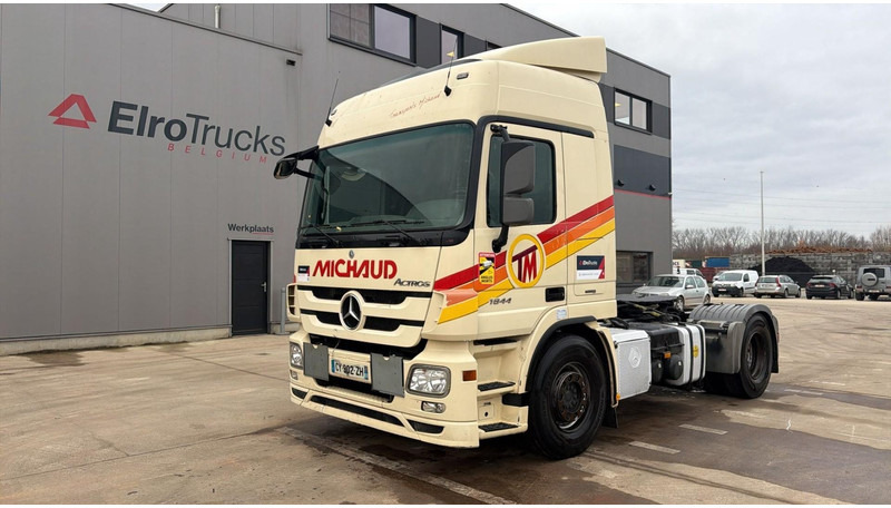 Mercedes-Benz actros 1844 (MP3 / CAMION FRANCAIS / PARFAIT ETAT / PTO / FRENCH TRUCK) - Cabeza tractora: foto 1 Mercedes-Benz actros 1844 (MP3 / CAMION FRANCAIS / PARFAIT ETAT / PTO / FRENCH TRUCK) - Cabeza tractora: foto 1