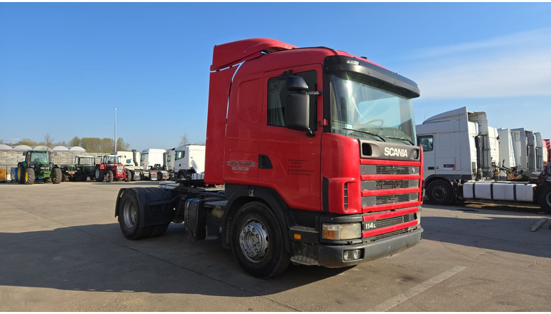 Scania 114 - 380 (PTO / HYDRAULIC PUMP / MANUAL GEARBOX / BOITE MANUELLE / LOW CAB) - Cabeza tractora: foto 3 Scania 114 - 380 (PTO / HYDRAULIC PUMP / MANUAL GEARBOX / BOITE MANUELLE / LOW CAB) - Cabeza tractora: foto 3