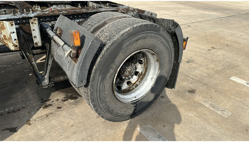 Cabeza tractora Volvo FH 12.380 (BOITE MANUELLE / MANUAL GEARBOX / EURO 2 / PTO): foto 10