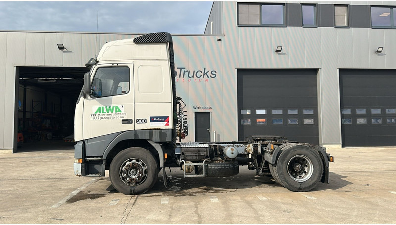 Cabeza tractora Volvo FH 12.380 (BOITE MANUELLE / MANUAL GEARBOX / EURO 2 / PTO): foto 8