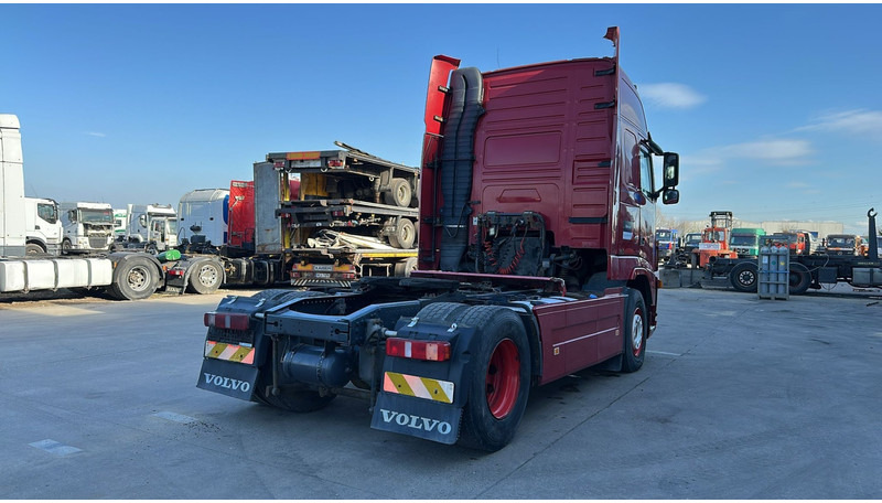 Volvo FH 400 (MANUAL GEARBOX / EURO 5 / BOITE MANUELLE) - Cabeza tractora: foto 5 Volvo FH 400 (MANUAL GEARBOX / EURO 5 / BOITE MANUELLE) - Cabeza tractora: foto 5