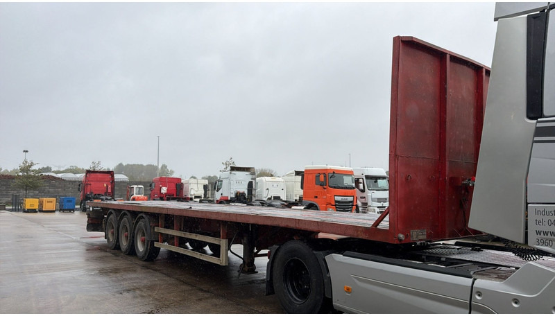 Cuyle 38-L3 (BE TRAILER / DRUM BRAKES / FREINS TAMBOURS / PERFECT CONDITION / PNEUS 90%) - Semirremolque plataforma/ Caja abierta: foto 3 Cuyle 38-L3 (BE TRAILER / DRUM BRAKES / FREINS TAMBOURS / PERFECT CONDITION / PNEUS 90%) - Semirremolque plataforma/ Caja abierta: foto 3