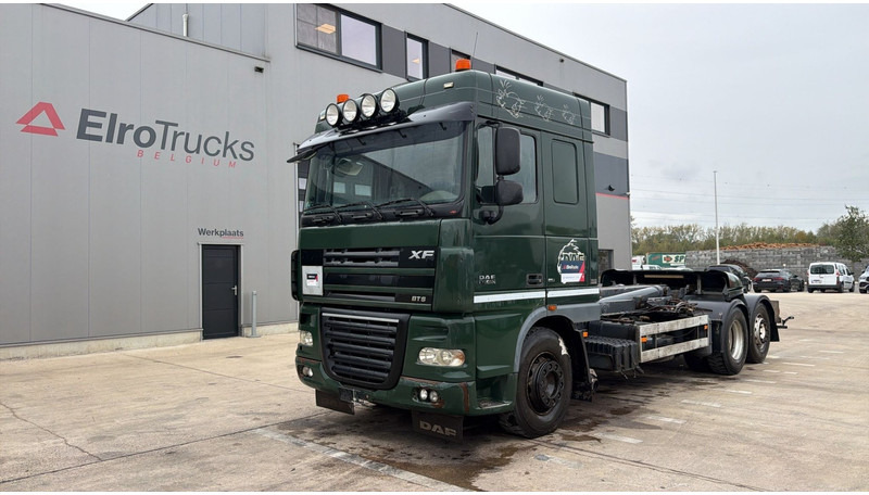 DAF 105 XF 460 (6X2 / AIRCO / GOOD CONDITION / BONNE ETAT) - Camión chasis: foto 1 DAF 105 XF 460 (6X2 / AIRCO / GOOD CONDITION / BONNE ETAT) - Camión chasis: foto 1