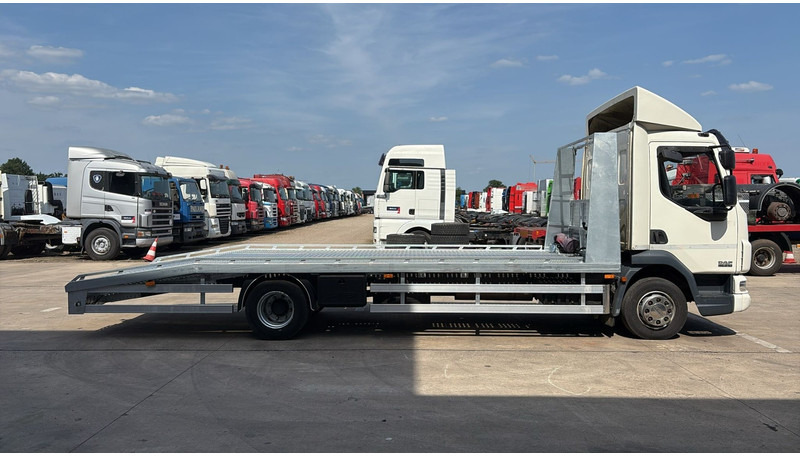 DAF LF 45.210 (EURO 5 / HOLLAND TRUCK / NEW CONSTRUCTION / EURO 5 / PERFECT CONDITION) - Camión portavehículos: foto 4 DAF LF 45.210 (EURO 5 / HOLLAND TRUCK / NEW CONSTRUCTION / EURO 5 / PERFECT CONDITION) - Camión portavehículos: foto 4