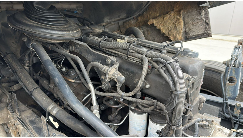 Camión chasis MAN 26.312 (6 CYLINDER / 6X2 / BELGIAN TRUCK IN GOOD CONDITION): foto 19