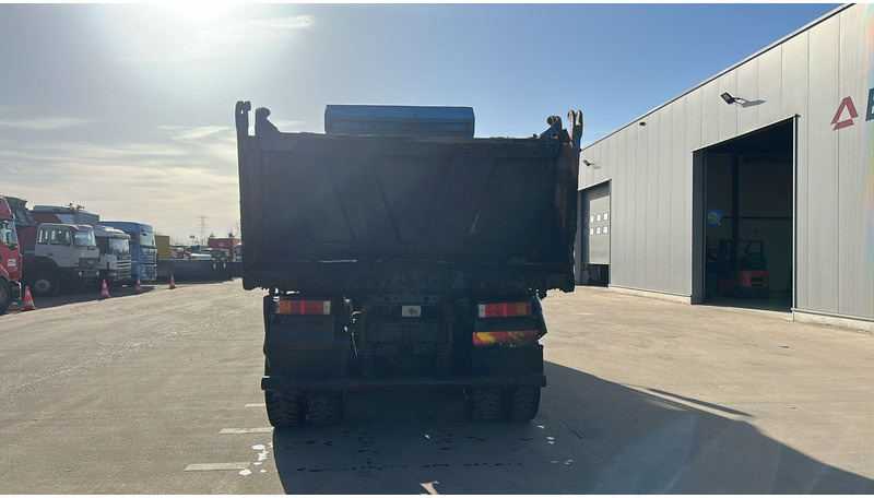 Camión volquete MAN 35.364 (STEEL SUSP. / 6 CYLINDER / BIG AXLE / EURO 2 / MEILLER TIPPER): foto 6