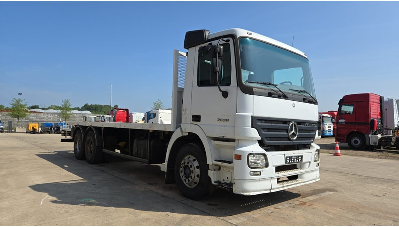 Mercedes-Benz Actros 2636 (6X4 / LAMES / GRAND PONT / MP2 / STEEL SUSP. / BOITE MANUELLE / MANUAL GEARBOX / 9M CHASSIS !!!) - Camión caja abierta: foto 3 Mercedes-Benz Actros 2636 (6X4 / LAMES / GRAND PONT / MP2 / STEEL SUSP. / BOITE MANUELLE / MANUAL GEARBOX / 9M CHASSIS !!!) - Camión caja abierta: foto 3