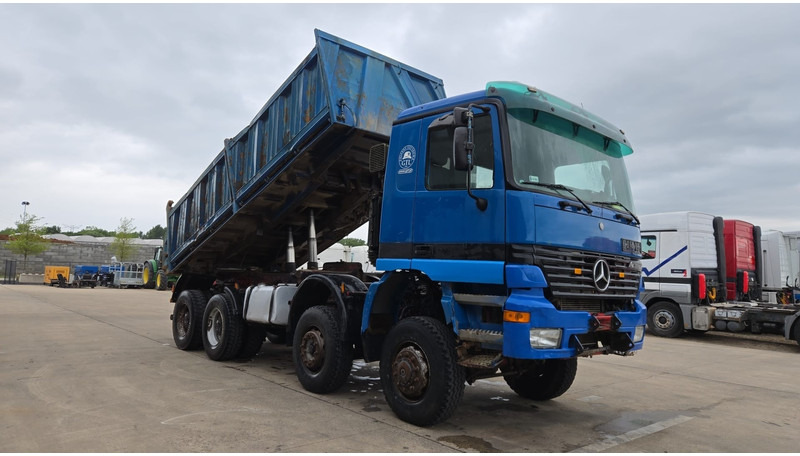 Mercedes-Benz Actros 4143 (EPS / 8X6 / LAMES / GRAND PONT / V6 / 3 PEDALES / MP1) - Camión volquete: foto 3 Mercedes-Benz Actros 4143 (EPS / 8X6 / LAMES / GRAND PONT / V6 / 3 PEDALES / MP1) - Camión volquete: foto 3