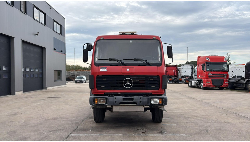 Mercedes-Benz SK 2233 (GRAND PONT / V8 AVEC 2X TURBO / BIG AXLE) - Camión chasis: foto 2 Mercedes-Benz SK 2233 (GRAND PONT / V8 AVEC 2X TURBO / BIG AXLE) - Camión chasis: foto 2