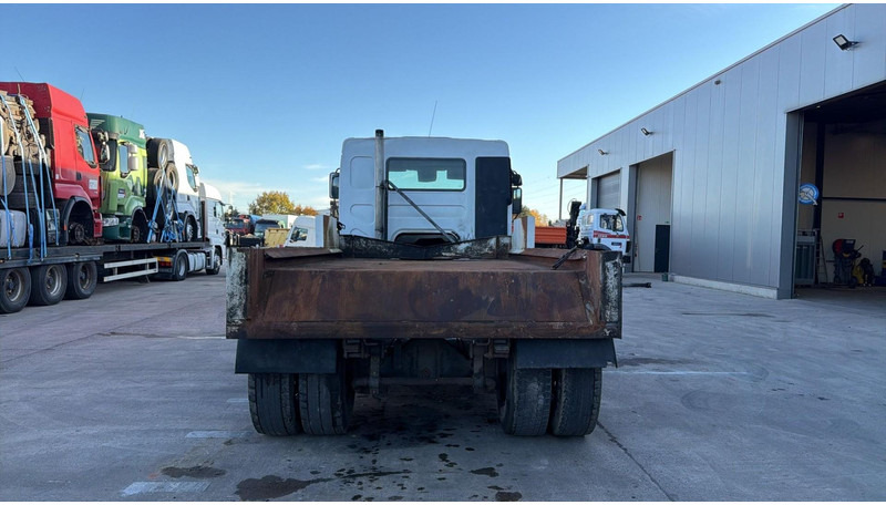 Renault PREMIUM 260 (POMPE MANUELLE / MANUAL PUMP / GRAND PONT / LAMES / STEEL SUSP.) - Camión caja abierta: foto 5 Renault PREMIUM 260 (POMPE MANUELLE / MANUAL PUMP / GRAND PONT / LAMES / STEEL SUSP.) - Camión caja abierta: foto 5