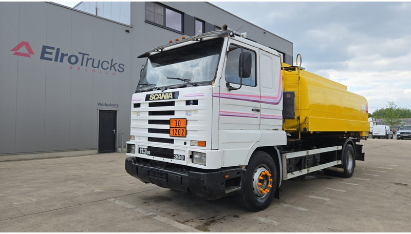Scania 113-360 (13500L / POMPE MANUELLE / MANUAL PUMP / TOP CONDITION / WITH PUMP + COUNTER !!) - Camión cisterna: foto 1 Scania 113-360 (13500L / POMPE MANUELLE / MANUAL PUMP / TOP CONDITION / WITH PUMP + COUNTER !!) - Camión cisterna: foto 1