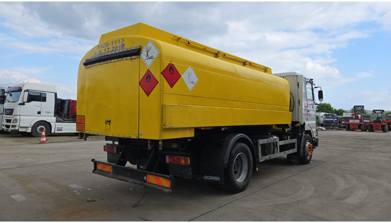 Scania 113-360 (13500L / POMPE MANUELLE / MANUAL PUMP / TOP CONDITION / WITH PUMP + COUNTER !!) - Camión cisterna: foto 5 Scania 113-360 (13500L / POMPE MANUELLE / MANUAL PUMP / TOP CONDITION / WITH PUMP + COUNTER !!) - Camión cisterna: foto 5