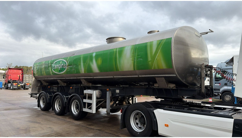 TURBO'S HOET OC/3AT/39 (29500 LITER / MILK / MILCHE / LAIT / WATER / 2X STEERING AXLE / 2X LENKASCHEN) - Semirremolque cisterna: foto 2 TURBO'S HOET OC/3AT/39 (29500 LITER / MILK / MILCHE / LAIT / WATER / 2X STEERING AXLE / 2X LENKASCHEN) - Semirremolque cisterna: foto 2