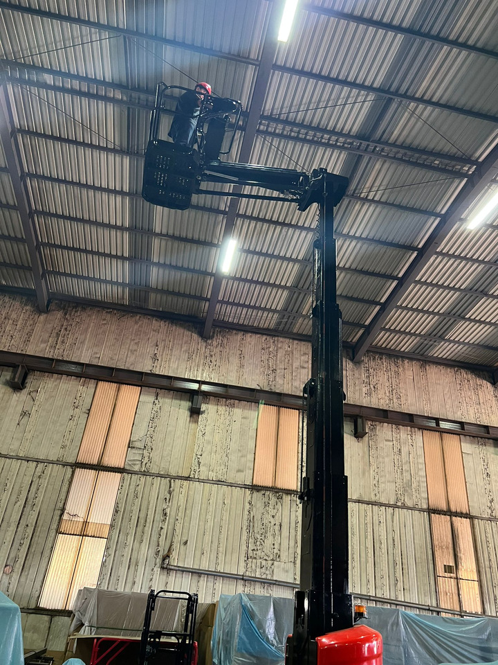 GALEN Vertical Mast Lift with Jib - Plataforma de mástil vertical: foto 4 GALEN Vertical Mast Lift with Jib - Plataforma de mástil vertical: foto 4