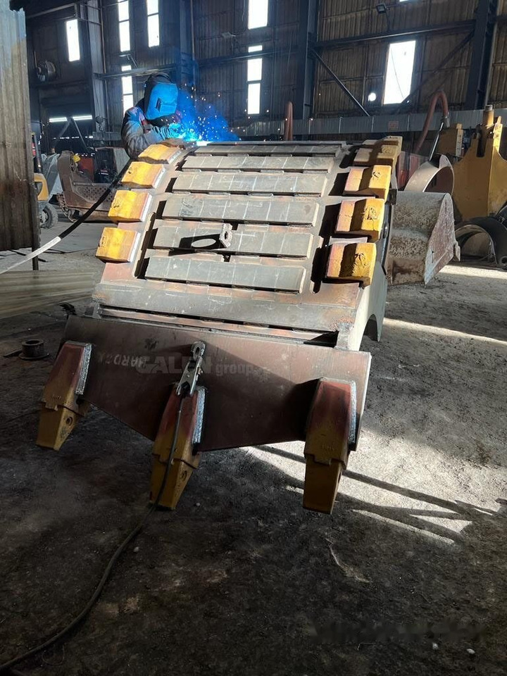 Galen MARBLE BUCKET(RIPPER BUCKET) - Cazo para excavadora: foto 4 Galen MARBLE BUCKET(RIPPER BUCKET) - Cazo para excavadora: foto 4
