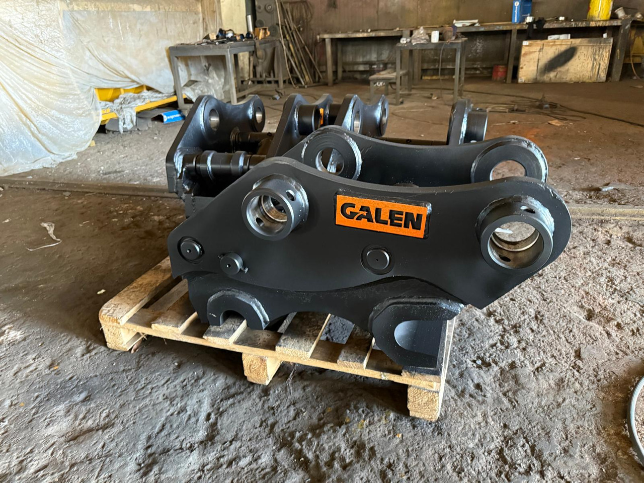 Hitachi ZX350 Quick Coupler - Acoplamiento rápido para Excavadora de cadenas: foto 1 Hitachi ZX350 Quick Coupler - Acoplamiento rápido para Excavadora de cadenas: foto 1