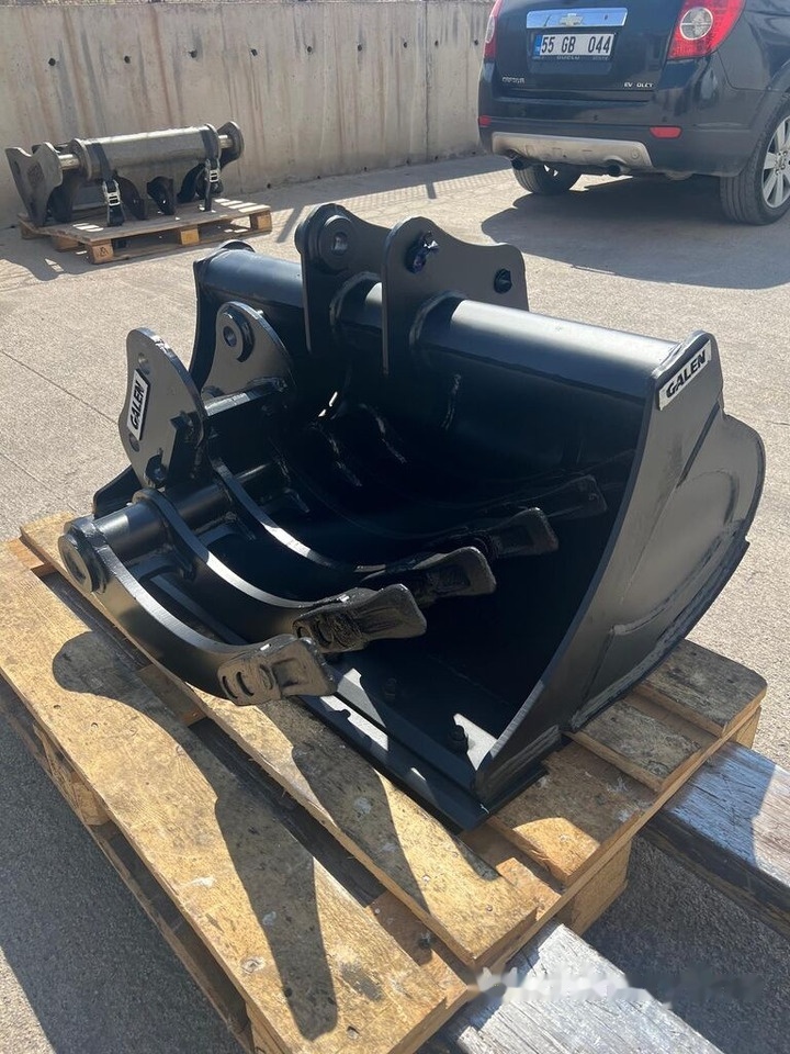 Hitachi ZX35 Grab Rake Attachment - Implemento para Maquinaria de construcción: foto 2 Hitachi ZX35 Grab Rake Attachment - Implemento para Maquinaria de construcción: foto 2