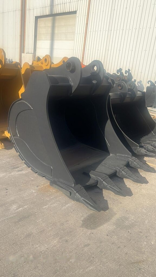 Komatsu PC350 Bucket from Stock - Cazo para excavadora: foto 1 Komatsu PC350 Bucket from Stock - Cazo para excavadora: foto 1