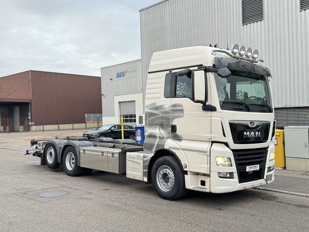 MAN TGX 26.500 XLX Lenkachse BDF 7,15-7,45 u-LBW 2t - Camión portacontenedore/ Intercambiable: foto 5 MAN TGX 26.500 XLX Lenkachse BDF 7,15-7,45 u-LBW 2t - Camión portacontenedore/ Intercambiable: foto 5