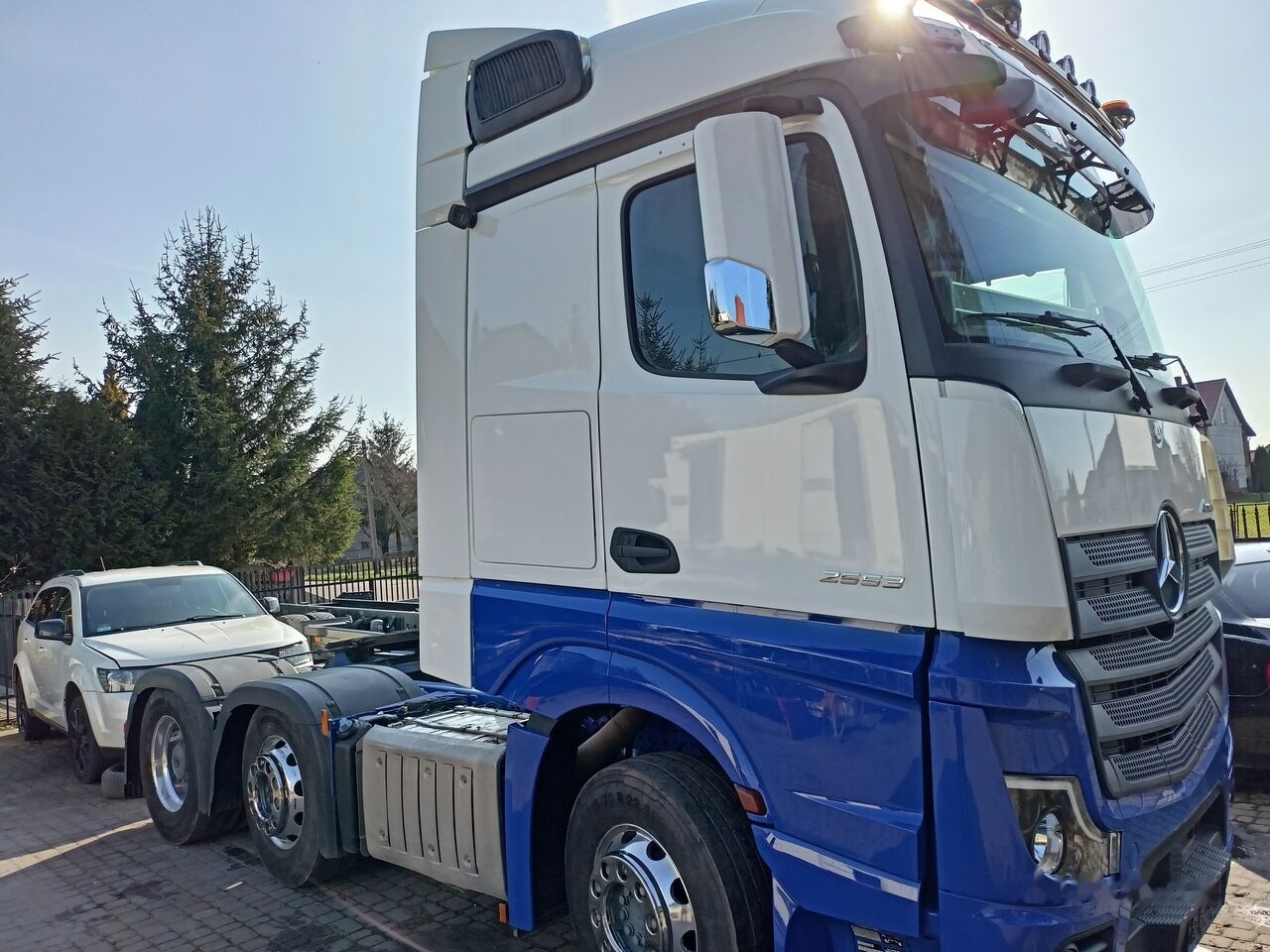Mercedes-Benz Actros 2553 - Cabeza tractora: foto 2 Mercedes-Benz Actros 2553 - Cabeza tractora: foto 2