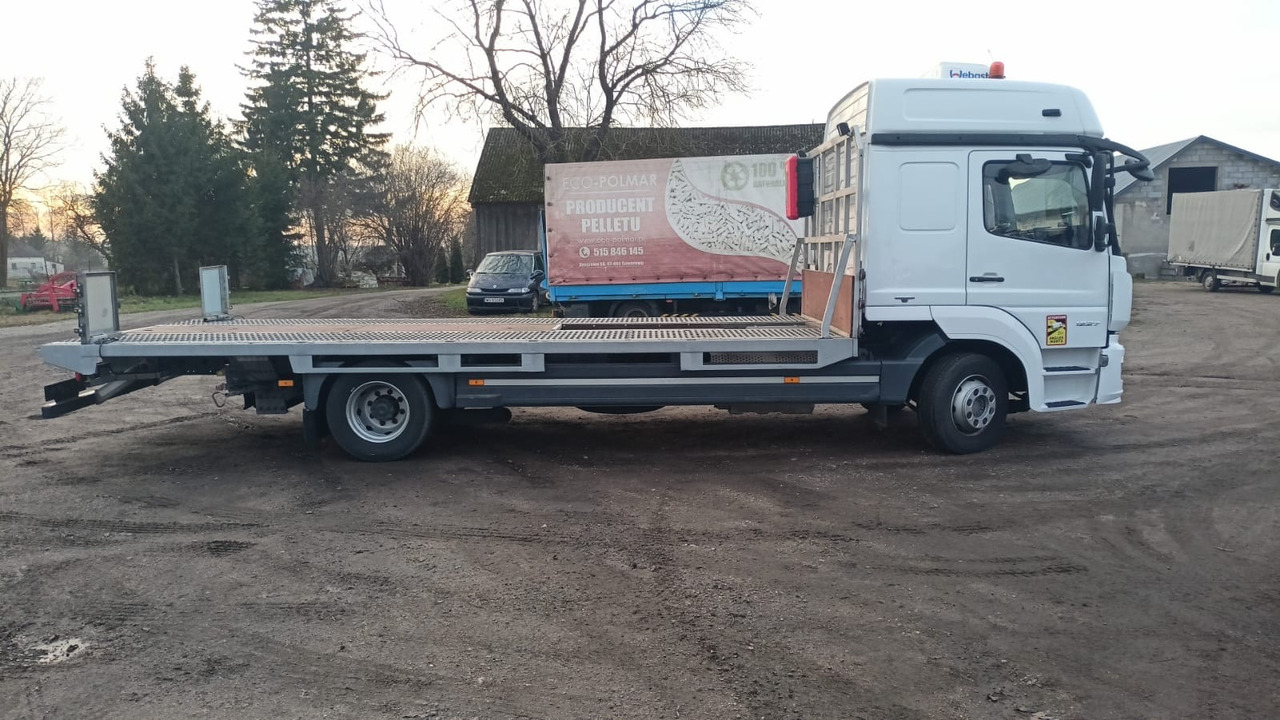 Mercedes-Benz Atego 1227 - Camión portavehículos: foto 3 Mercedes-Benz Atego 1227 - Camión portavehículos: foto 3