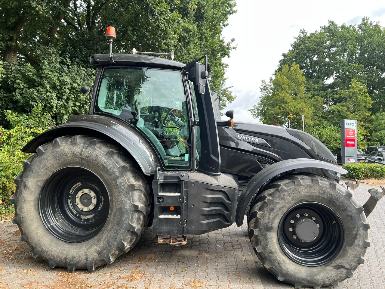 Valtra T174 Versu - Tractor: foto 4 Valtra T174 Versu - Tractor: foto 4