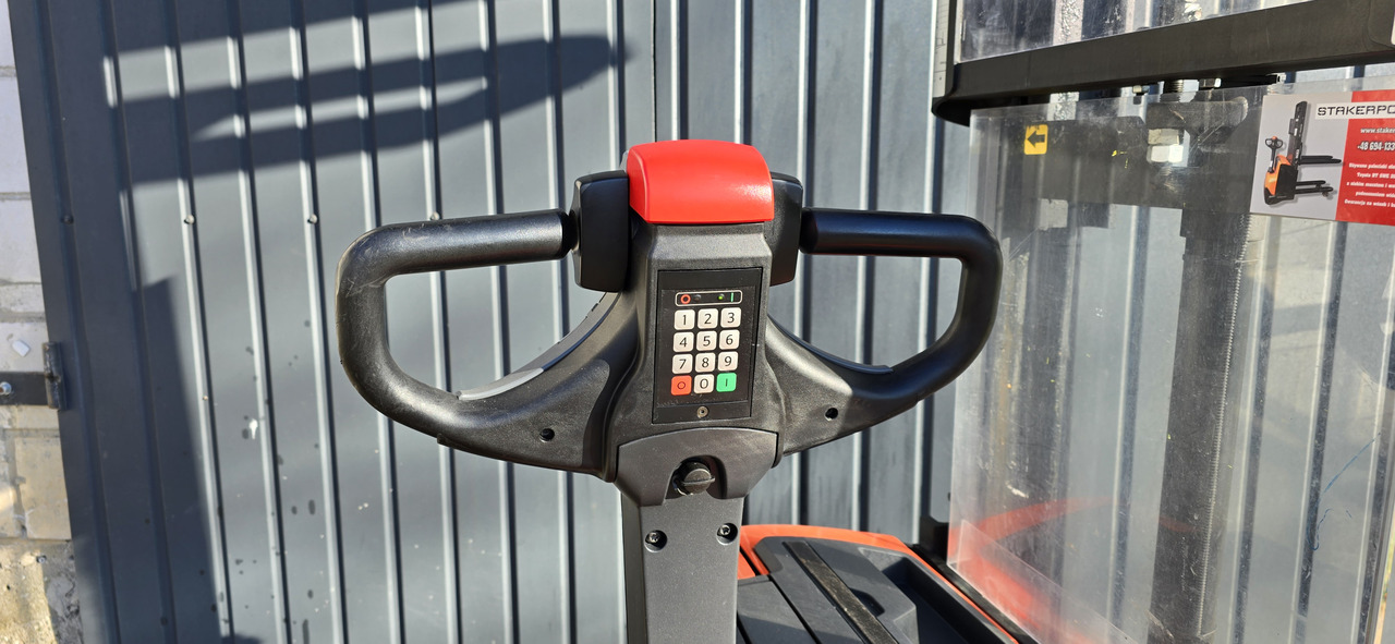 Transpaleta BT Toyota SWE 200 D initial list wstępne podnoszenie wideł: foto 11